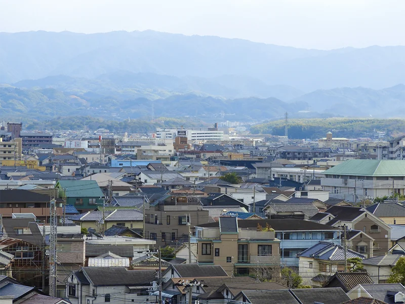 泉南エリアの海や街並みをイメージした風景